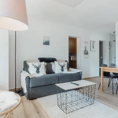 Avec Vue Majestueuse Sur Les Montagnes Apartment