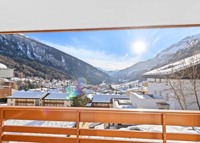 Avec Vue Majestueuse Sur Les Montagnes Leukerbad
